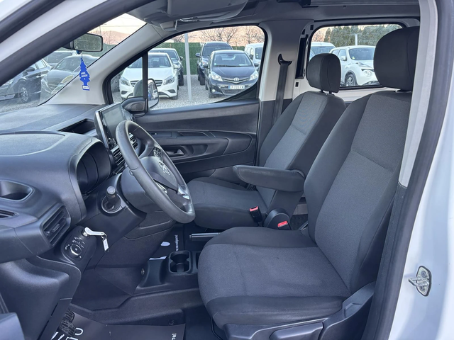 Opel Combo 1.5 , MAKSI, Euro 6, Нов Внос - автомобили, коли, обяви за нови и употребявани 11