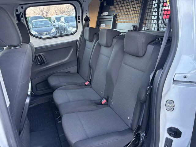 Opel Combo 1.5 , MAKSI, Euro 6, Нов Внос - автомобили, коли, обяви за нови и употребявани 12