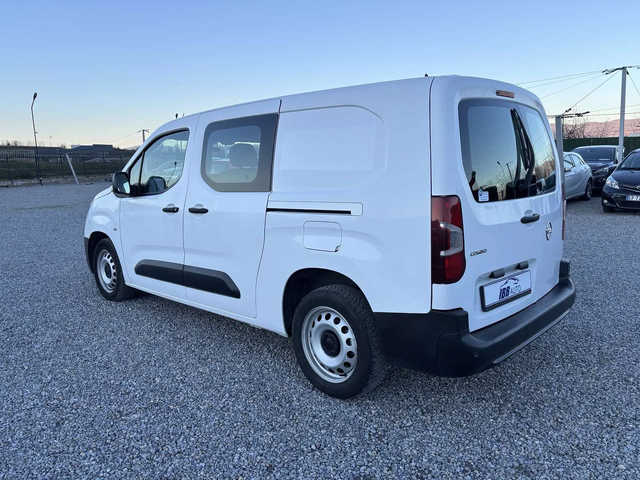 Opel Combo 1.5 , MAKSI, Euro 6, Нов Внос - автомобили, коли, обяви за нови и употребявани 3