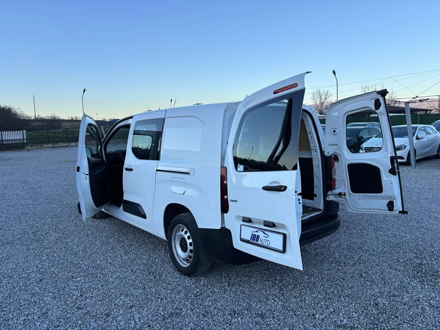 Opel Combo 1.5 , MAKSI, Euro 6, Нов Внос - автомобили, коли, обяви за нови и употребявани 8