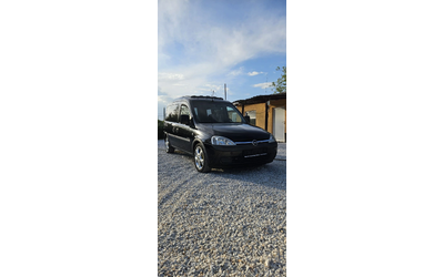 opel-combo - 0