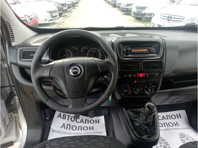 Opel Combo 5 врати, Италия , ДДС - автомобили, коли, обяви за нови и употребявани 10