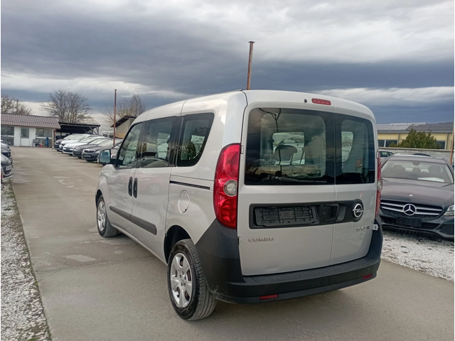 Opel Combo 5 врати, Италия , ДДС - автомобили, коли, обяви за нови и употребявани 5