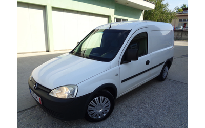 opel-combo - 0