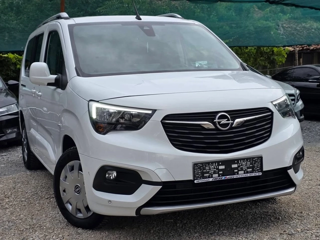 Opel Combo 1.5TDCI 130K.C. / 7 МЕСТА / НАВИ / КАР-ПЛЕЙ / - автомобили, коли, обяви за нови и употребявани 1