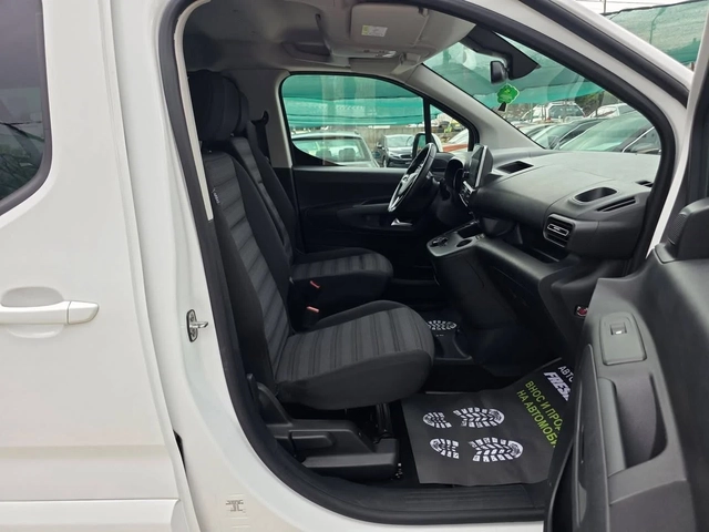Opel Combo 1.5TDCI 130K.C. / 7 МЕСТА / НАВИ / КАР-ПЛЕЙ / - автомобили, коли, обяви за нови и употребявани 9