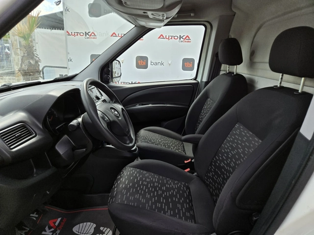 Opel Combo 1.6CDTI-105кс= 6СКОРОСТИ= МАХI= КЛИМАТИК - автомобили, коли, обяви за нови и употребявани 6