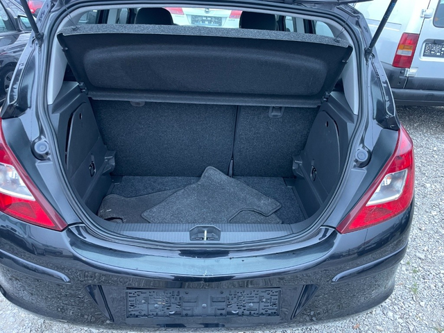 Opel Corsa 1.3m-jet - автомобили, коли, обяви за нови и употребявани 13