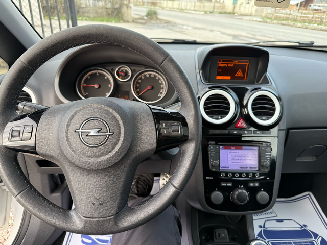 Opel Corsa 1.7 Дизел, Navi, Панорама, 131 к.с., ТОП - автомобили, коли, обяви за нови и употребявани 15