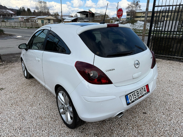 Opel Corsa 1.7 Дизел, Navi, Панорама, 131 к.с., ТОП - автомобили, коли, обяви за нови и употребявани 6