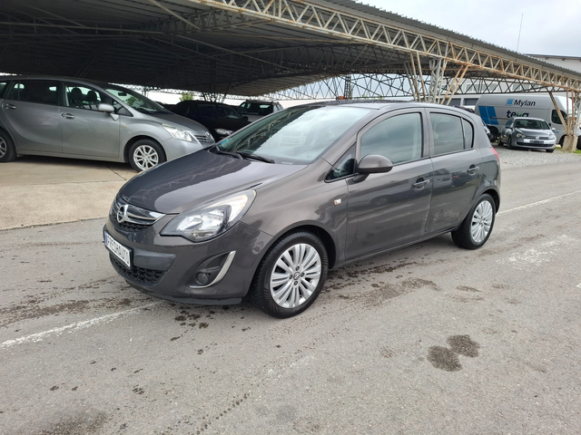 Opel Corsa 1.2Face Lift/Оригинална Газ - автомобили, коли, обяви за нови и употребявани 2