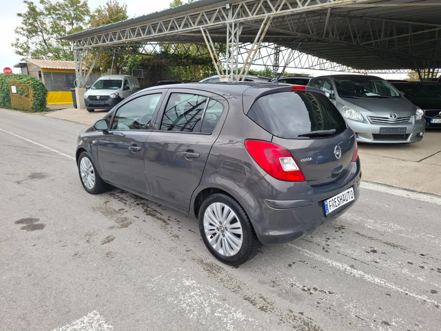 Opel Corsa 1.2Face Lift/Оригинална Газ - автомобили, коли, обяви за нови и употребявани 3