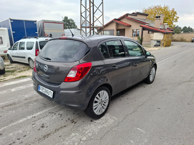 Opel Corsa 1.2Face Lift/Оригинална Газ - автомобили, коли, обяви за нови и употребявани 4