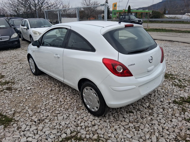 Opel Corsa Facelift + ГАЗ - автомобили, коли, обяви за нови и употребявани 2
