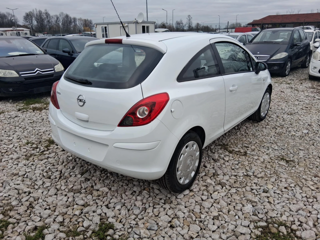 Opel Corsa Facelift + ГАЗ - автомобили, коли, обяви за нови и употребявани 5