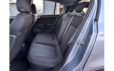 Opel Corsa - автомобили, коли, обяви за нови и употребявани 12