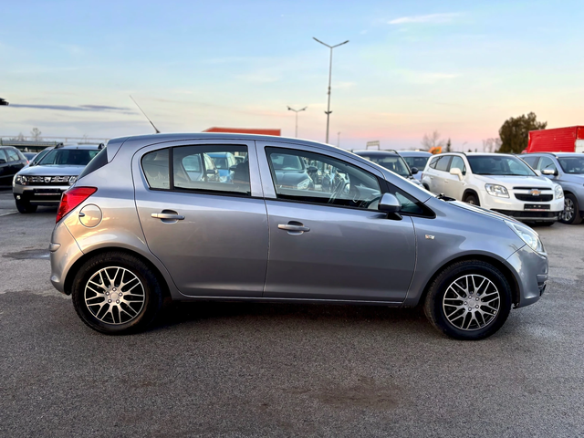 Opel Corsa - автомобили, коли, обяви за нови и употребявани 3