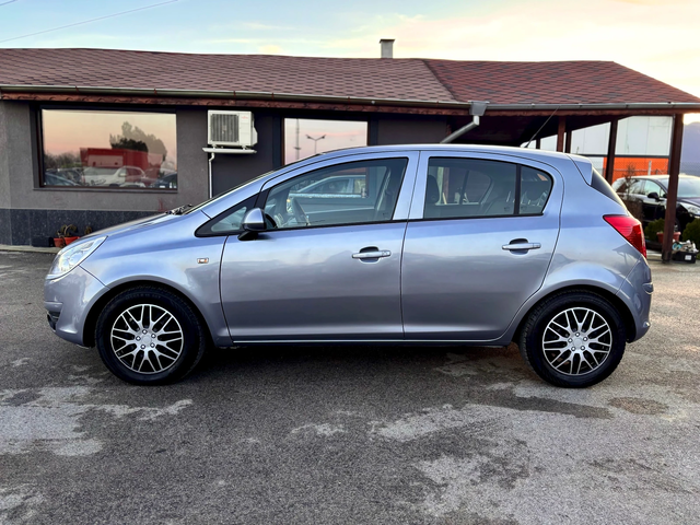 Opel Corsa - автомобили, коли, обяви за нови и употребявани 4