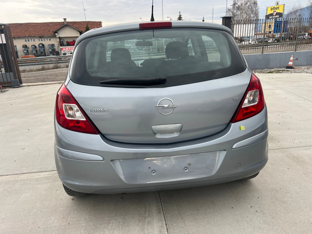 Opel Corsa 1.2i - автомобили, коли, обяви за нови и употребявани 4