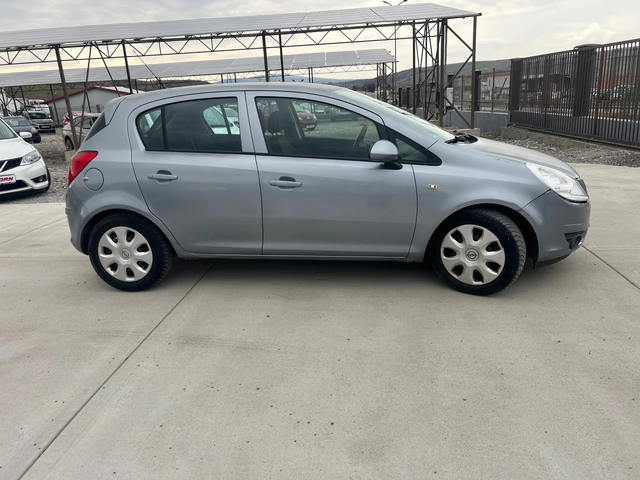 Opel Corsa 1.2i - автомобили, коли, обяви за нови и употребявани 7
