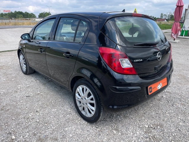 Opel Corsa 1.3CDTI-NAVI-ITALIA - автомобили, коли, обяви за нови и употребявани 10