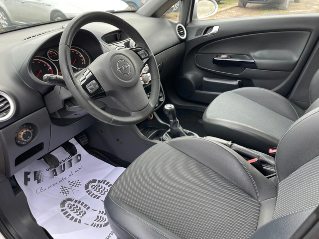 Opel Corsa 1.2I-ITALIA - автомобили, коли, обяви за нови и употребявани 10