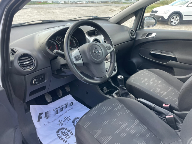 Opel Corsa 1.2i-86-GAS-ITALIA - автомобили, коли, обяви за нови и употребявани 12