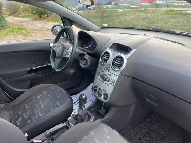 Opel Corsa 1.2i-86-GAS-ITALIA - автомобили, коли, обяви за нови и употребявани 4