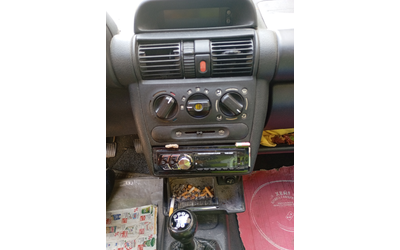 Opel Corsa B - автомобили, коли, обяви за нови и употребявани 9