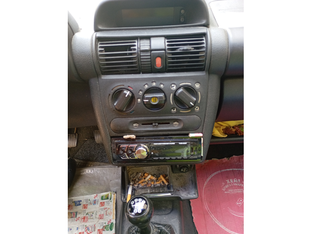 Opel Corsa B - автомобили, коли, обяви за нови и употребявани 9