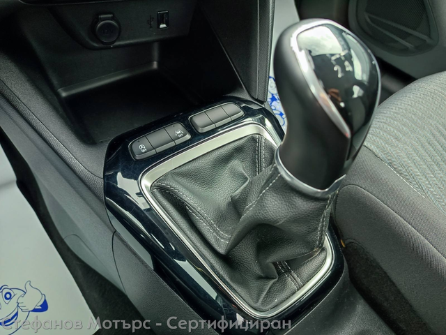 Opel Corsa F 4-вр. Хечбек 75к.с. Бензин - автомобили, коли, обяви за нови и употребявани 13