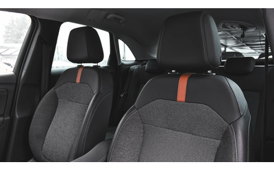 Opel Crossland X 1.2 Turbo Elegance Automatic - автомобили, коли, обяви за нови и употребявани 9