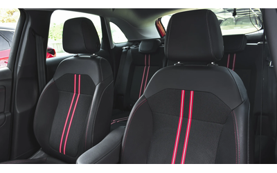 Opel Crossland X 1.2 Turbo GS Line Automatic - автомобили, коли, обяви за нови и употребявани 9