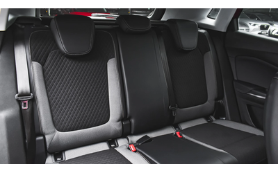 Opel Grandland 1.2 Turbo GS Line Automatic - автомобили, коли, обяви за нови и употребявани 10