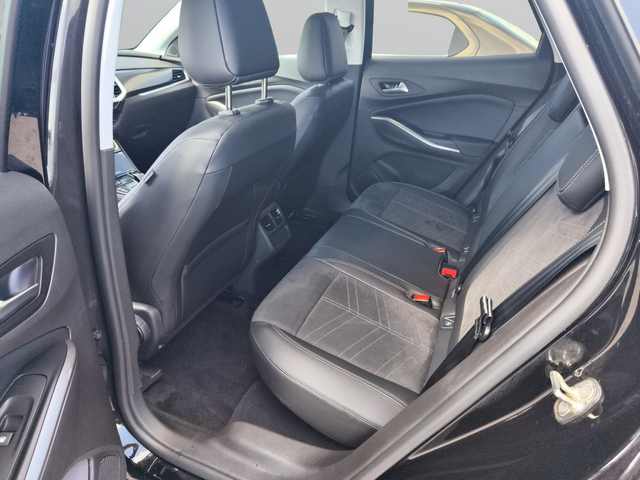 Opel GRANDLAND X 1.2 130hp BVA8 E6 - автомобили, коли, обяви за нови и употребявани 9