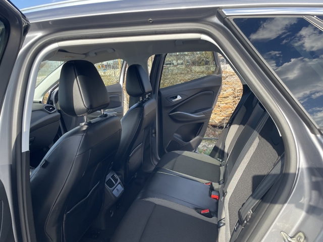 Opel Grandland X, 2017 г., 193000 км, 120 к.с. - автомобили, коли, обяви за нови и употребявани 11