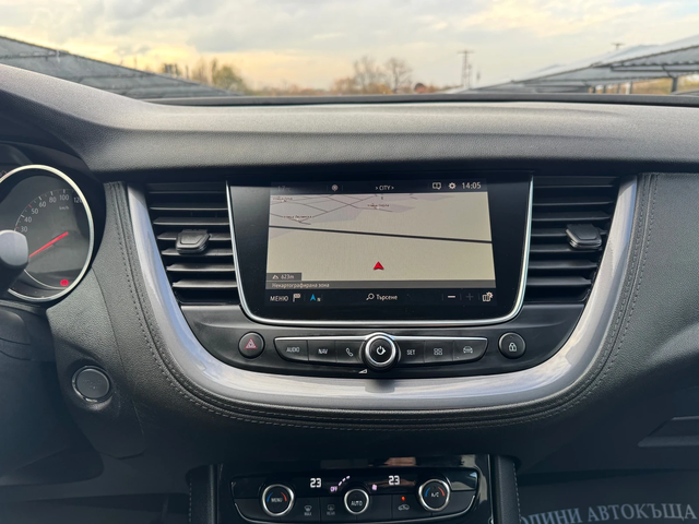 Opel Grandland X 1.6D-AUT-KEYLESS-BLIND SPOT-LANE ASSIST-CARPLAY - автомобили, коли, обяви за нови и употребявани 12