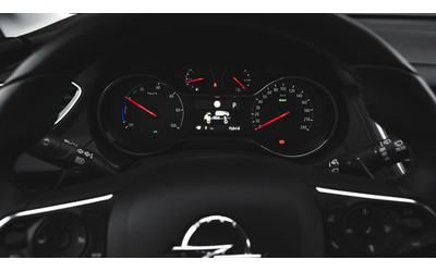 Opel Grandland X 1.6 Turbo Elite Plug-in Hybrid4 4x4 Automatic - автомобили, коли, обяви за нови и употребявани 14