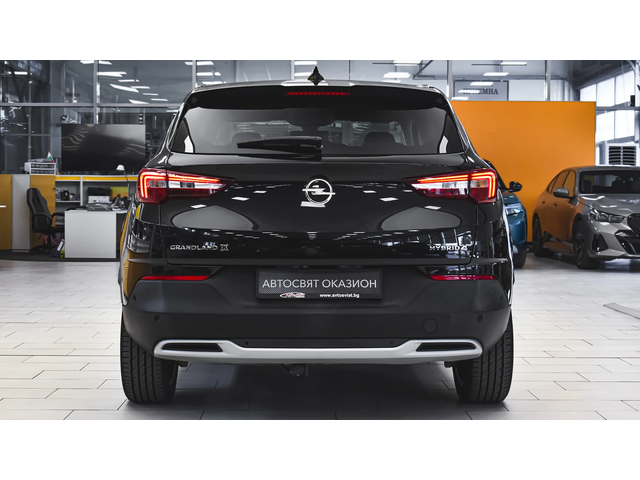 Opel Grandland X 1.6 Turbo Innovation Plug-in Hybrid4 4x4 Automatic - автомобили, коли, обяви за нови и употребявани 2