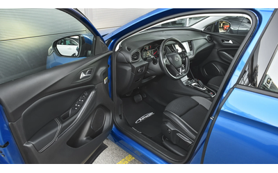 Opel Grandland X 1.6 Turbo Elegance Plug-in Hybrid4 4x4 Automatic - автомобили, коли, обяви за нови и употребявани 7