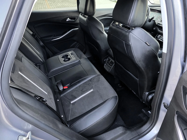 Opel Grandland X GSe/AWD/AT8/1.6PHEV/300hp - автомобили, коли, обяви за нови и употребявани 13