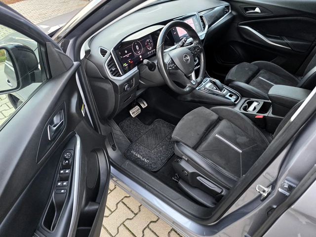 Opel Grandland X GSe/AWD/AT8/1.6PHEV/300hp - автомобили, коли, обяви за нови и употребявани 6