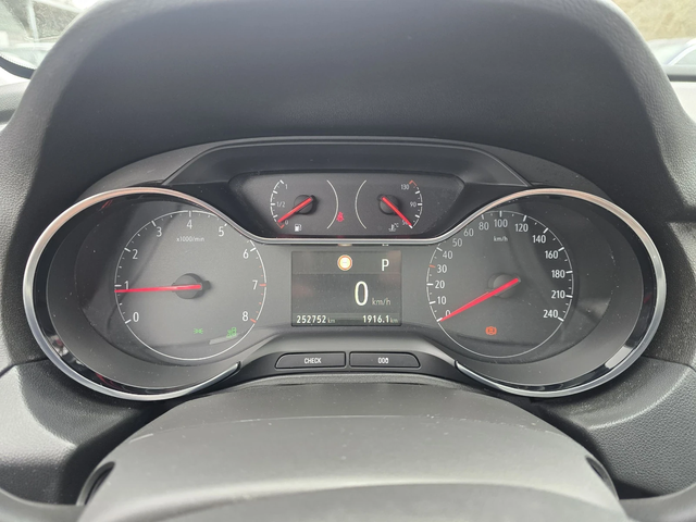 Opel Grandland X 1.5D 131к.с Топ състояние - автомобили, коли, обяви за нови и употребявани 16