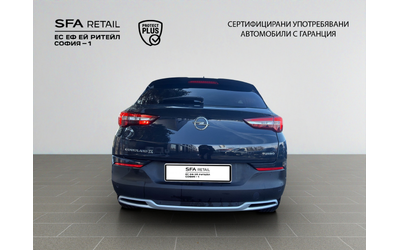 opel-grandland-x-innovati-1-2-benzin-96kw-130-k-s-at8 - 5