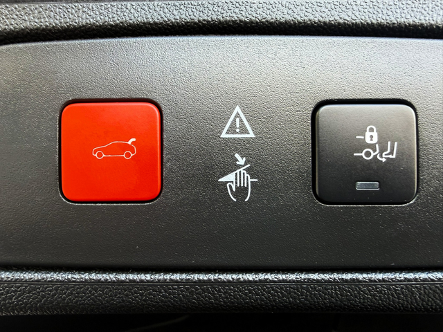 Opel GRANDLAND X  Innovation 1.2 бензин  (96kW/130 к.с.) AT8 - автомобили, коли, обяви за нови и употребявани 17