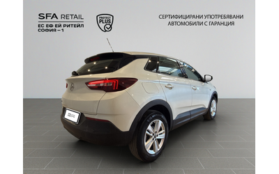 opel-grandland-x-innovation-1-5d-130-eat8 - 4