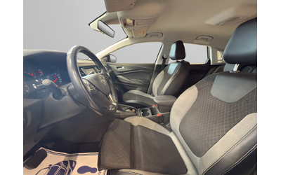 Opel GRANDLAND X Innovation 1.5D 130 EAT8 - автомобили, коли, обяви за нови и употребявани 9