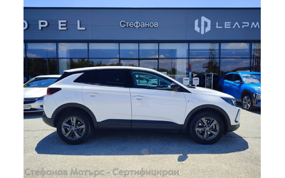 opel-grandland-x-suv-131k-s-benzin - 4