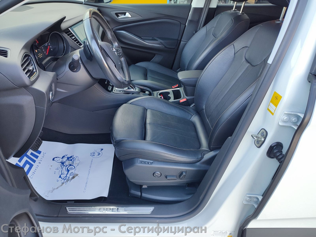 Opel Grandland X SUV 224к.с. Plug-In Hybrid - автомобили, коли, обяви за нови и употребявани 11