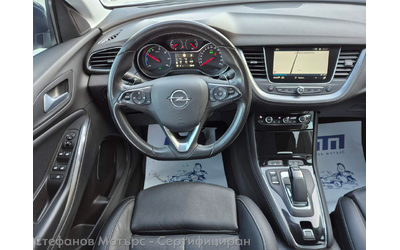Opel Grandland X SUV 224к.с. Plug-In Hybrid - автомобили, коли, обяви за нови и употребявани 9
